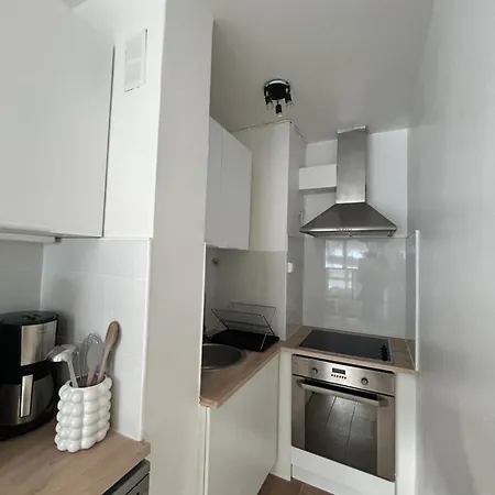 B De Charme Lumineux Apartman